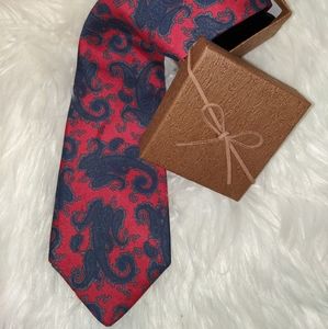 Saddle Club silk pattern tie
